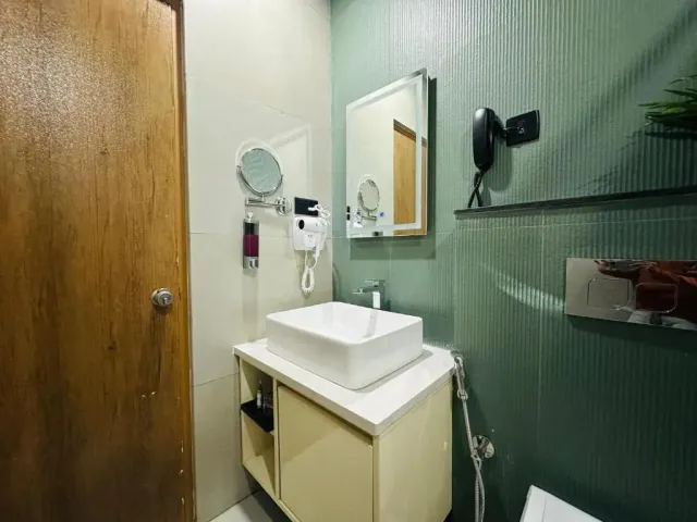 Photo 6 of 10 at ROYAL ACE BOUTIQUE HOTEL - Bhartiya City