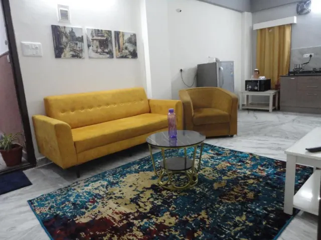 Photo 4 of 10 at 1BHK Penthouse with Garden AC Lift Car parking-406
