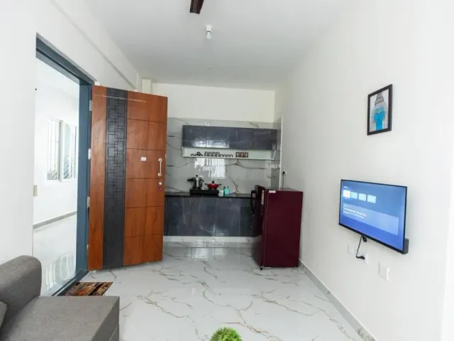 Photo 4 of 10 at 1BHK 2km From Hosa Road Metro with lift 102