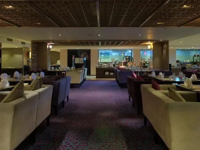 Photo 5 of 10 at Davanam Sarovar Portico Suites