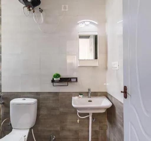 Photo 8 of 10 at Promenade 4th Block by Red Olive 2BHK Jayanagar