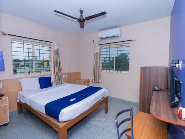Photo 3 of 10 at Hotel Natasha Regency Bangalore Airport