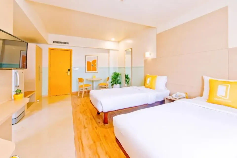 Photo 1 of 10 at Bloom Hotel - Indiranagar